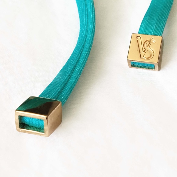 VICTORIA'S SECRET Skimpy String Bikini Bottom NWOT - Picture 7 of 8